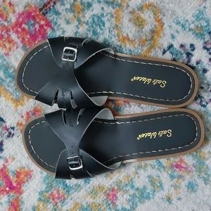 Saltwater Sandals